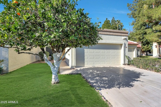 view of front of home with a front yard