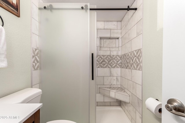 4712 W Juniper Ave, Glendale, AZ 85306 - full bath featuring tiled shower and vanity