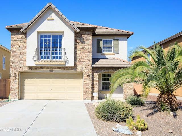 view of front facade featuring a garage