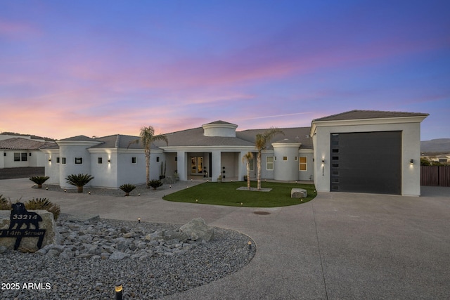 view of front of house featuring a garage