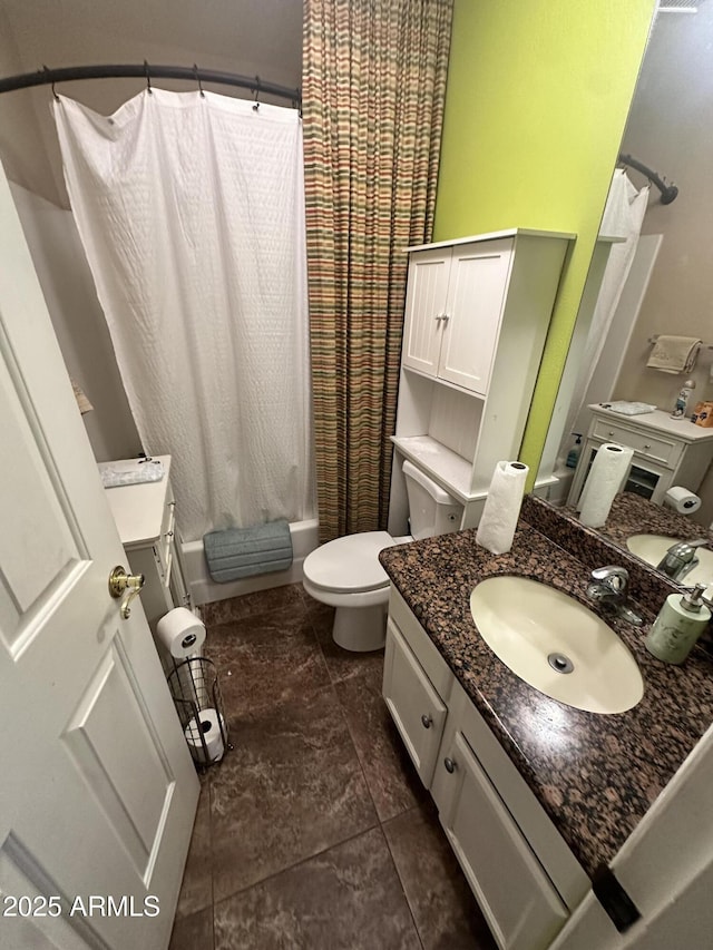 14402 N Saguaro Blvd Unit A, Fountain Hills, AZ 85268 - bathroom featuring vanity, shower / tub combo with curtain, and toilet