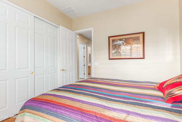 bedroom with a closet