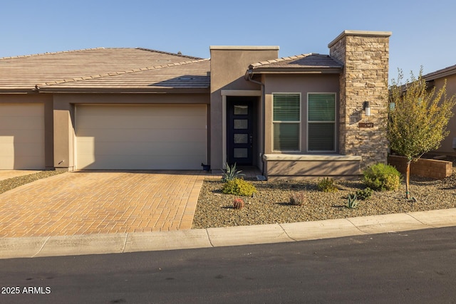 view of front facade with a garage