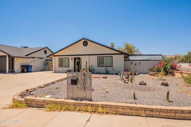 4001 E Apollo Rd, Phoenix, AZ 85042 - ranch-style home featuring stucco siding