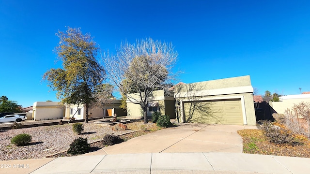 view of front facade featuring a garage