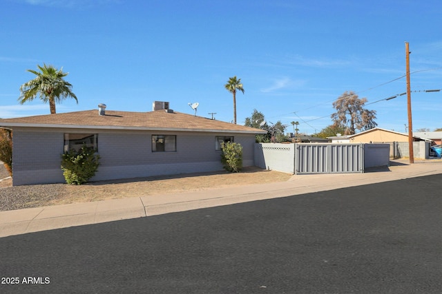 view of front of property