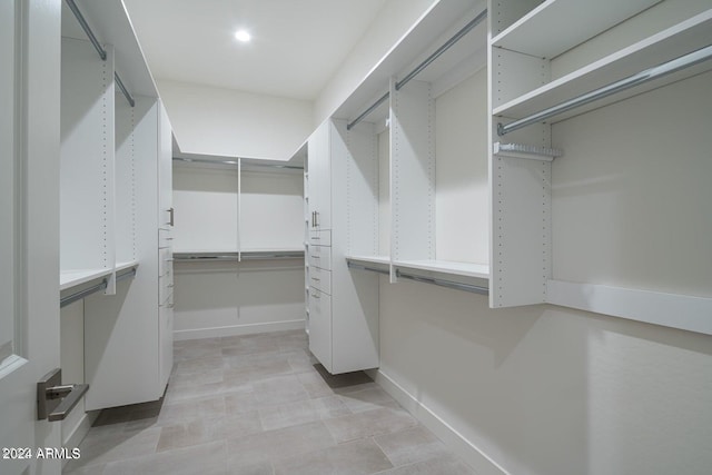 view of spacious closet