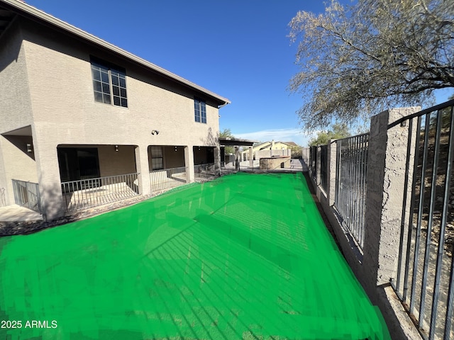 15230 N Blackbird Dr, Fountain Hills, AZ 85268 - view of swimming pool featuring a fenced backyard