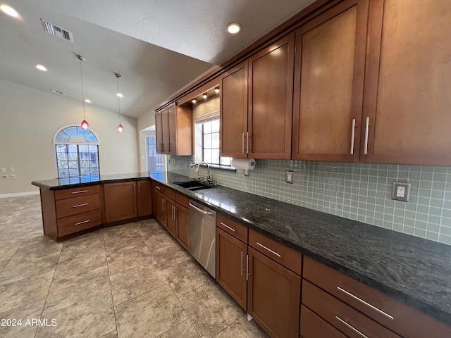 15230 N Blackbird Dr, Fountain Hills, AZ 85268 - kitchen featuring dishwasher, a sink, backsplash, a peninsula, and decorative light fixtures