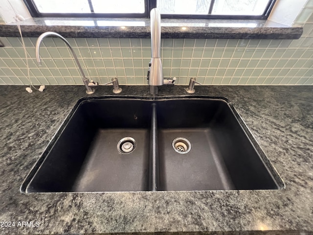 15230 N Blackbird Dr, Fountain Hills, AZ 85268 - kitchen view of a sink and backsplash
