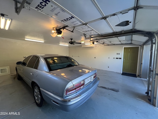 15230 N Blackbird Dr, Fountain Hills, AZ 85268 - garage featuring a garage door opener