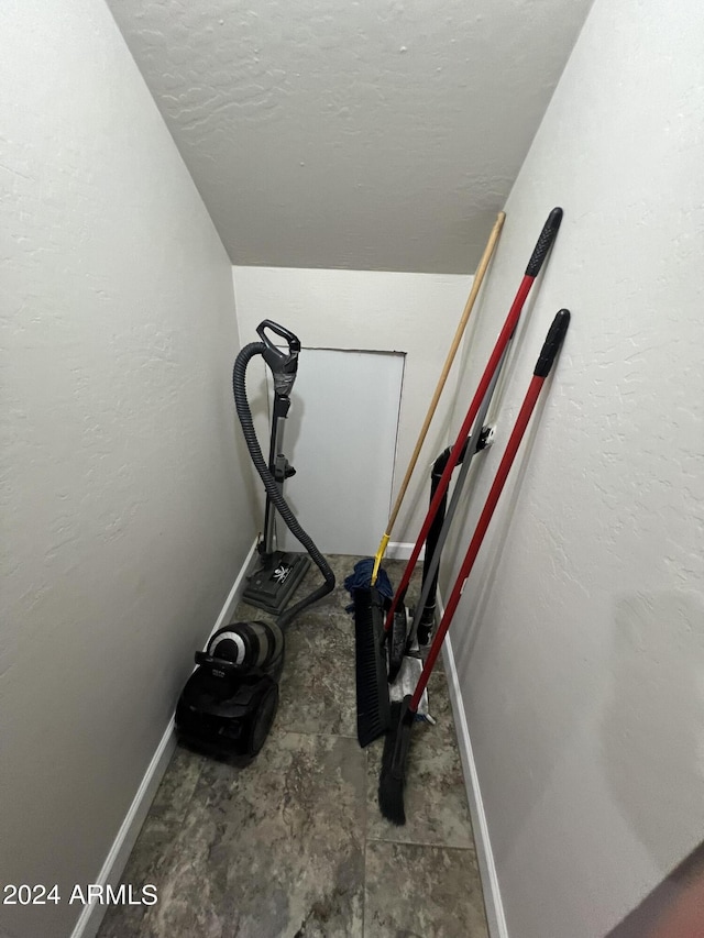 15230 N Blackbird Dr, Fountain Hills, AZ 85268 - exercise room featuring baseboards