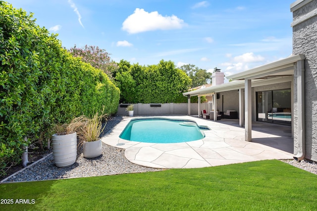 8007 E Del Tesoro Dr, Scottsdale, AZ 85258 - view of swimming pool with a patio and a fenced backyard