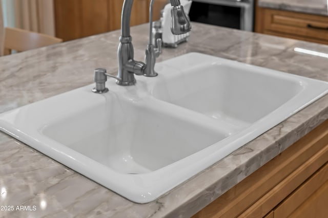 2243 E Cortez Dr, Gilbert, AZ 85234 - detailed view of a sink