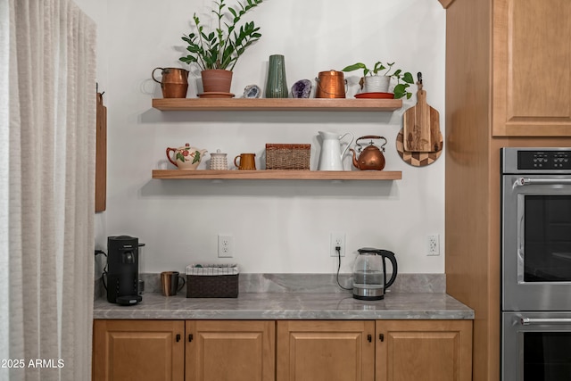 2243 E Cortez Dr, Gilbert, AZ 85234 - bar area featuring stainless steel double oven