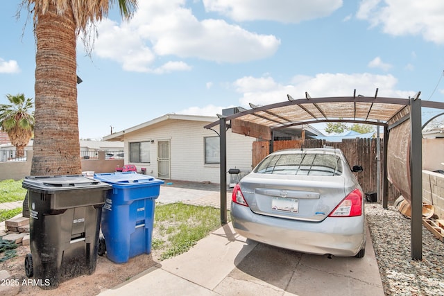 2223 E Roosevelt St, Phoenix, AZ 85006 - view of front of property featuring fence
