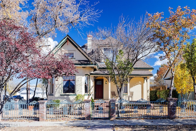 view of front of home featuring covered porch