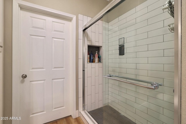 15050 N Thompson Peak Pkwy Unit 2072, Scottsdale, AZ 85260 - full bath with a stall shower and wood finished floors