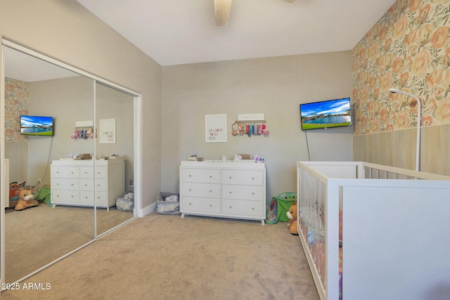 15050 N Thompson Peak Pkwy Unit 2072, Scottsdale, AZ 85260 - bedroom with carpet flooring, a closet, and a ceiling fan