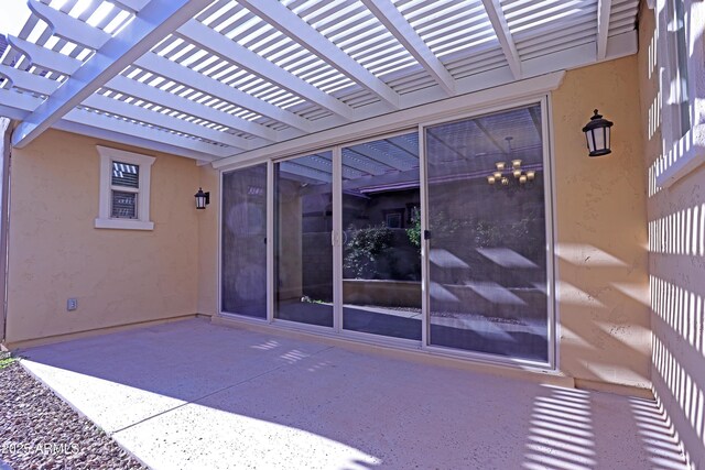 2811 S Jeffry St, Gilbert, AZ 85295 - view of patio with a pergola