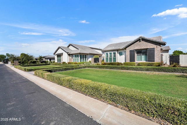 2652 E Pelican Ct, Gilbert, AZ 85297 - single story home featuring a front yard and a tiled roof