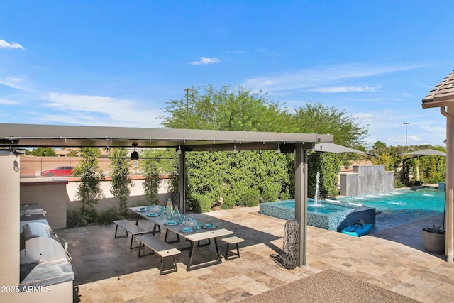 2652 E Pelican Ct, Gilbert, AZ 85297 - view of swimming pool with a pool with connected hot tub, a patio, and outdoor dining space