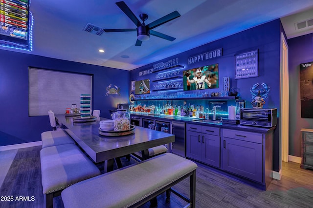 2652 E Pelican Ct, Gilbert, AZ 85297 - indoor wet bar featuring recessed lighting, fridge, a ceiling fan, and wood finished floors