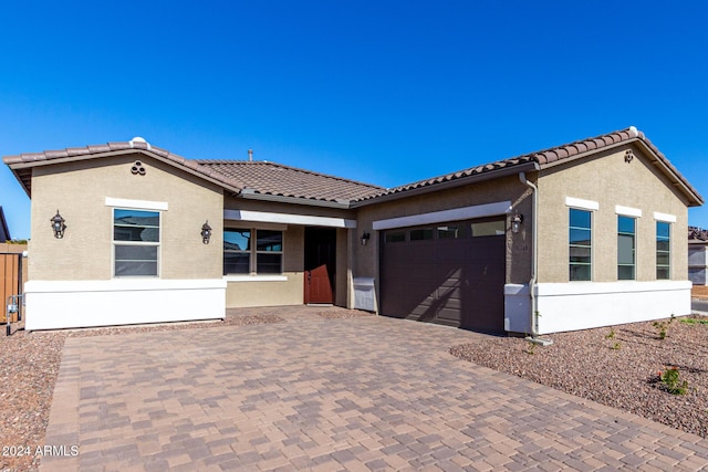 view of front of house featuring a garage