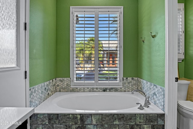 26475 N Wrangler Rd, Scottsdale, AZ 85255 - bathroom with toilet and a garden tub