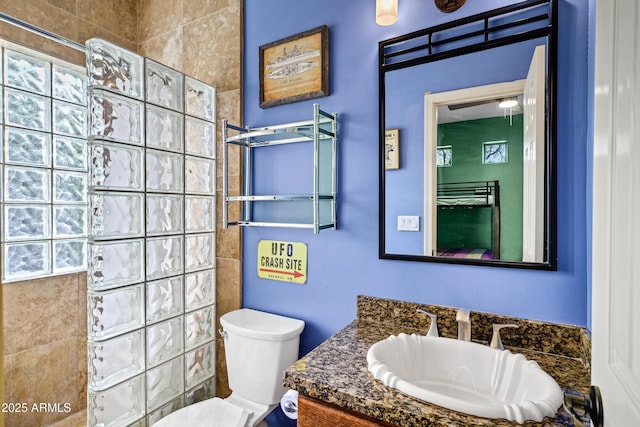 26475 N Wrangler Rd, Scottsdale, AZ 85255 - full bath with a walk in shower and vanity