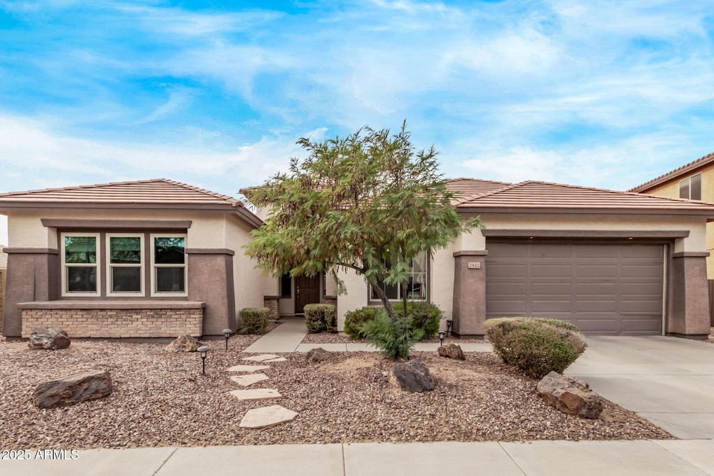 view of front of house with a garage