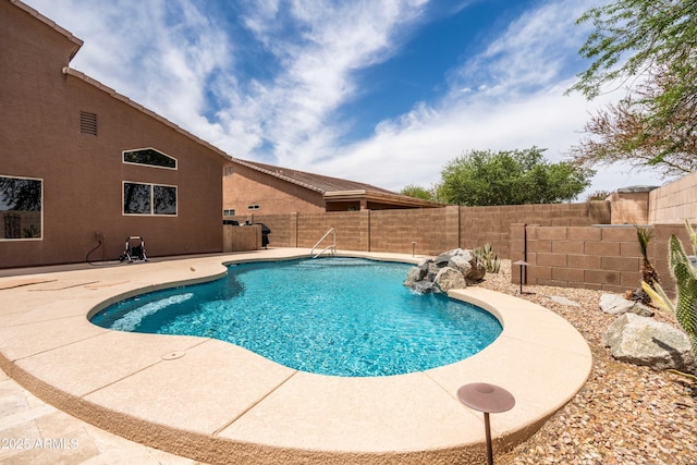 3488 N Lady Lake Ln, Casa Grande, AZ 85122 - view of swimming pool featuring a fenced backyard and a patio