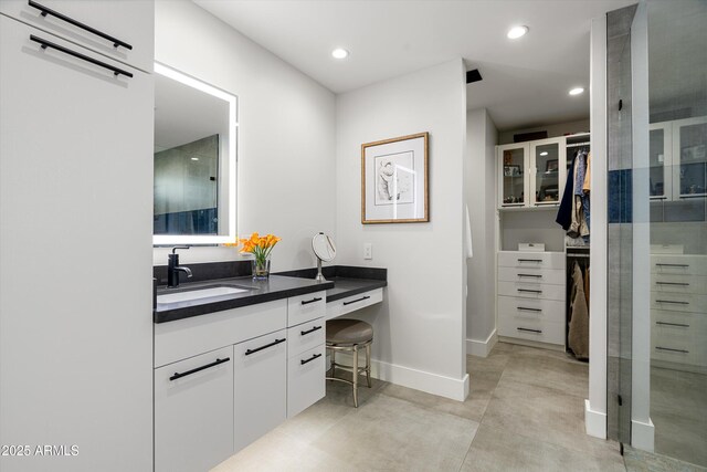 bathroom with vanity