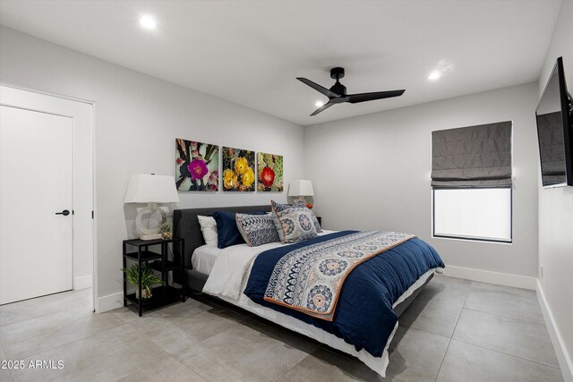 bedroom featuring ceiling fan