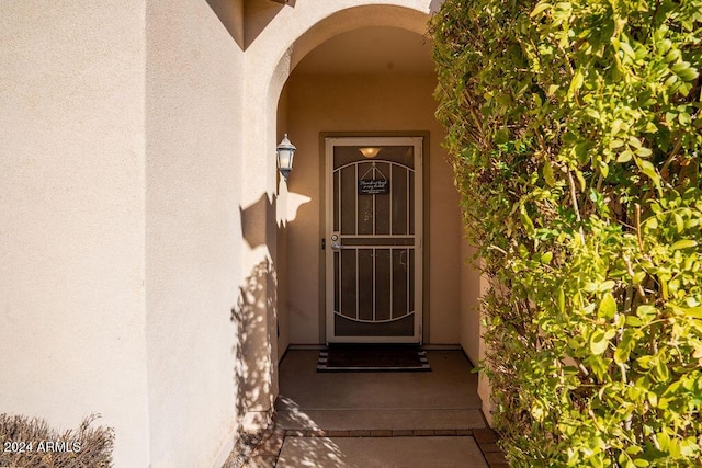 view of doorway to property