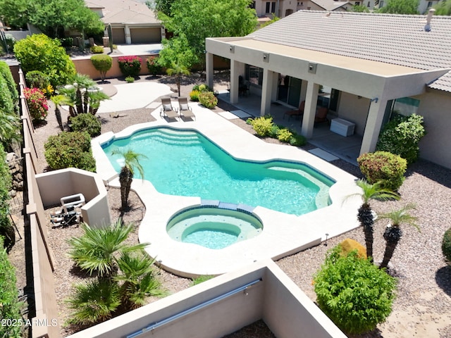 2472 E Prescott Pl, Chandler, AZ 85249 - view of pool with a patio and a pool with connected hot tub