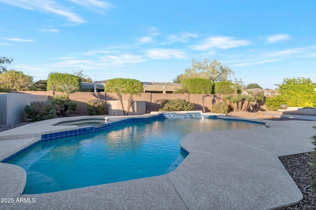 2472 E Prescott Pl, Chandler, AZ 85249 - view of pool featuring an in-ground hot tub, a fenced backyard, and a patio