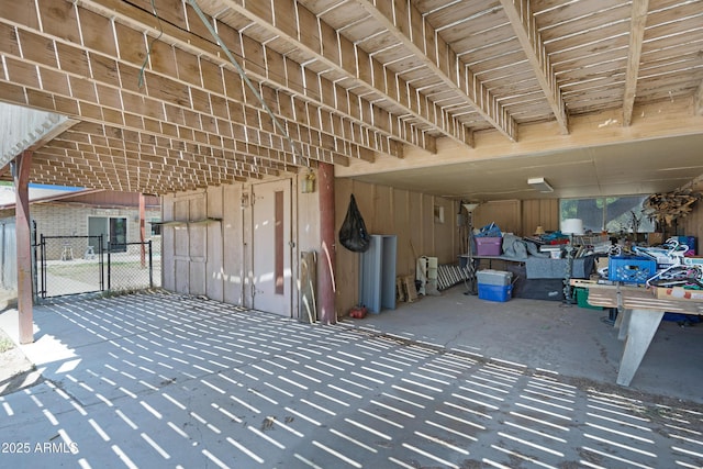 2921 N 103rd Ave, Avondale, AZ 85392 - view of patio featuring a gate