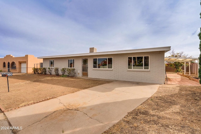 view of front of property