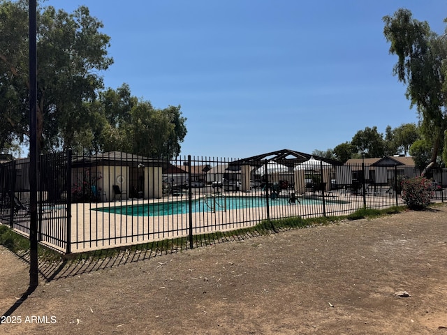 8520 W Palm Ln Unit 1054, Phoenix, AZ 85037 - view of community pool