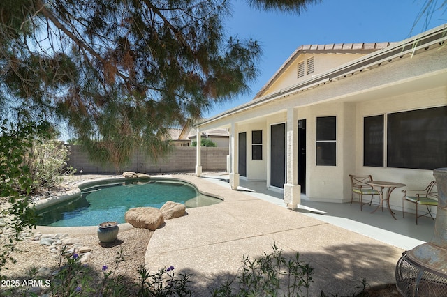 2641 E Brooks St, Gilbert, AZ 85296 - view of swimming pool featuring a fenced in pool, a fenced backyard, and a patio area