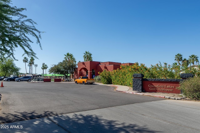 2641 E Brooks St, Gilbert, AZ 85296 - view of road with curbs