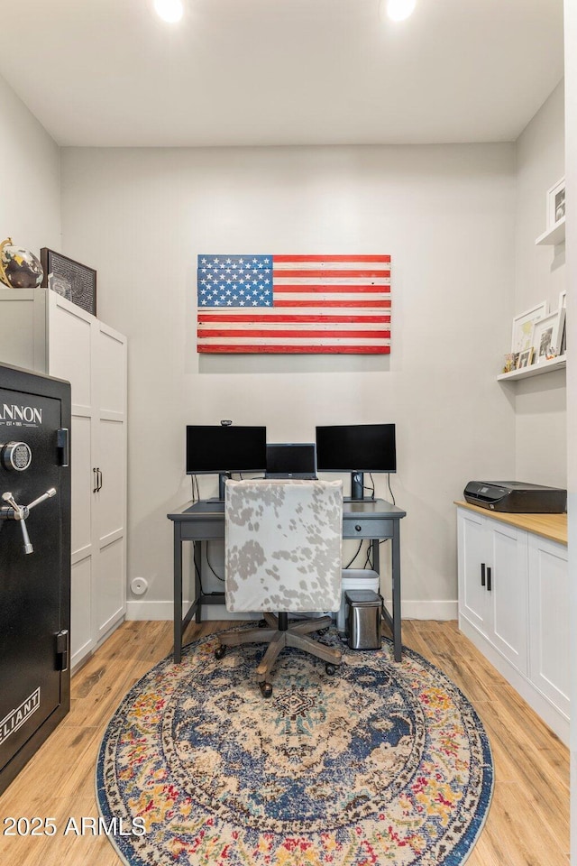 4132 N 42nd St, Phoenix, AZ 85018 - office featuring light wood finished floors, baseboards, and recessed lighting