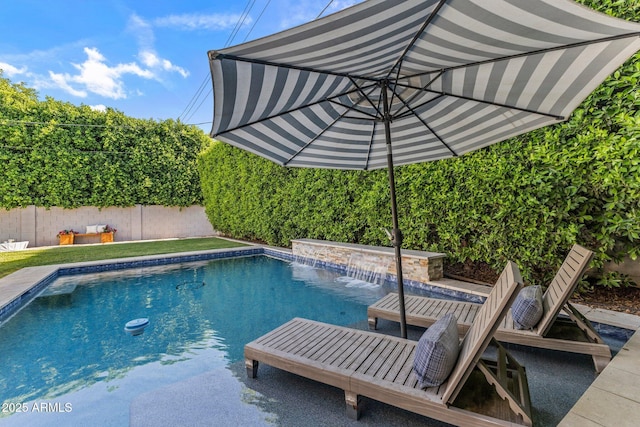 4132 N 42nd St, Phoenix, AZ 85018 - view of pool