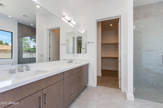 100 W Northern Ave Unit 12, Phoenix, AZ 85021 - full bath with a sink, a stall shower, and a spacious closet
