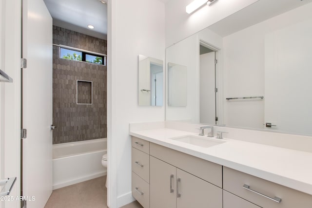 100 W Northern Ave Unit 12, Phoenix, AZ 85021 - full bathroom with toilet, baseboards, shower / washtub combination, and vanity