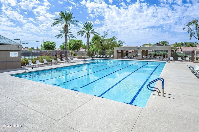 view of swimming pool