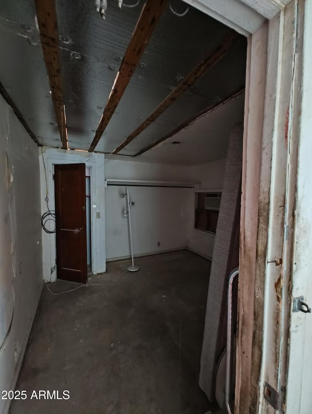 1134 E Brown St, Phoenix, AZ 85020 - view of below grade area