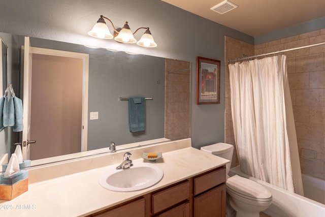 1398 W Sheep Wash Way, Benson, AZ 85602 - bathroom with shower / tub combo, toilet, and vanity