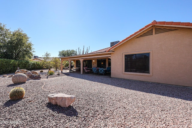 view of yard with a patio area